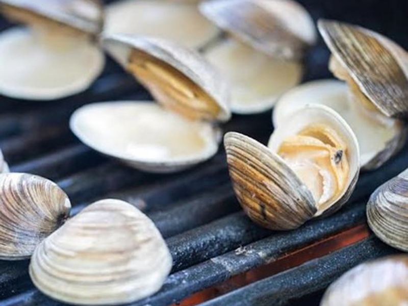 5-loai-thuc-pham-nen-han-che-an-vao-mua-he