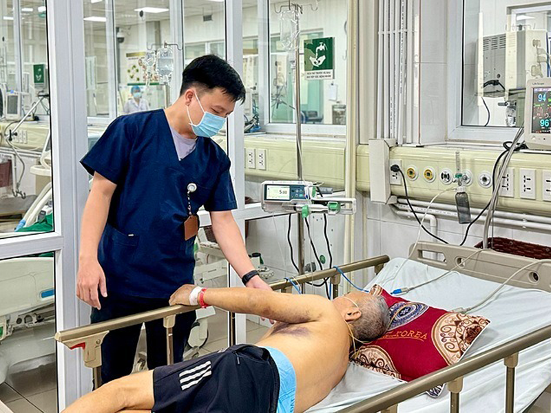 cu-ong-94-suyt-nguy-kich-vi-ca-tin